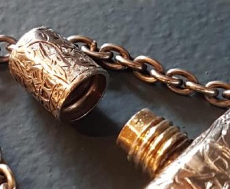 Superb Victorian Silver Travelling Scent Bottle - Image 3