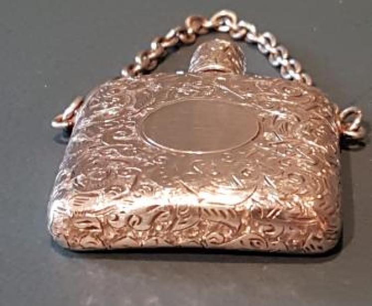 Superb Victorian Silver Travelling Scent Bottle - Image 6