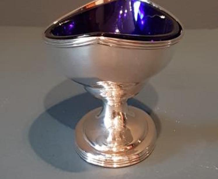 Pair of Fine Quality Georgian Salts by Anne & Peter Bateman - Image 2