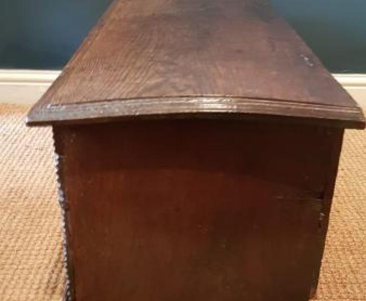 Outstanding Early Oak Six Plank Coffer  - Image 4