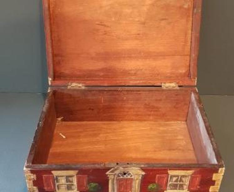 Victorian Painted Country House Deed Box - Image 3