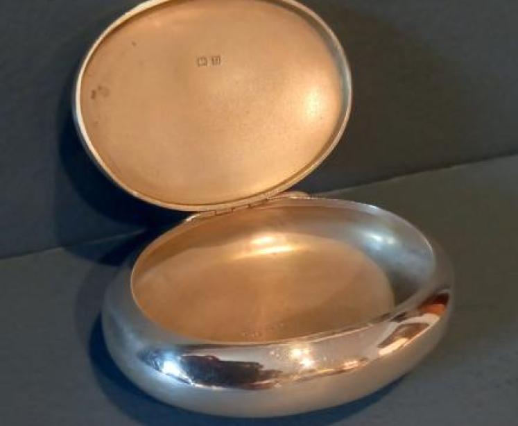George V Silver 'Pebble' Table Snuff - Image 3