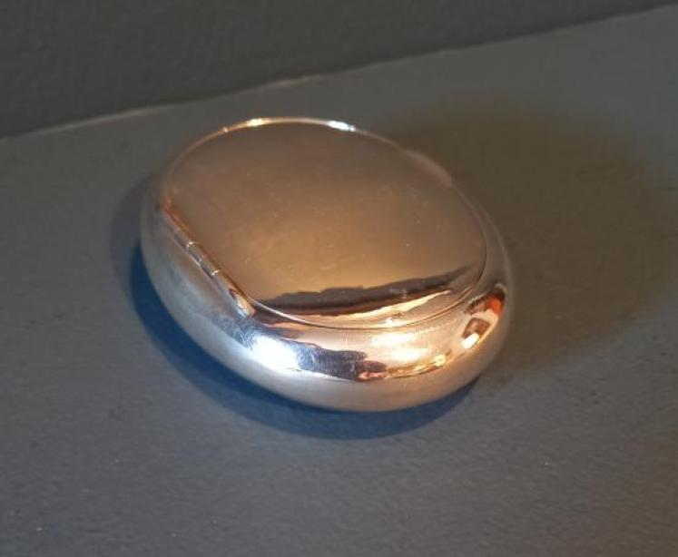 George V Silver 'Pebble' Table Snuff - Image 4