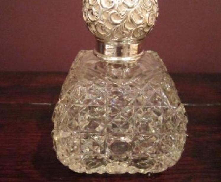 Top Quality Edwardian Period Silver Crystal Cut Scent - Image 1