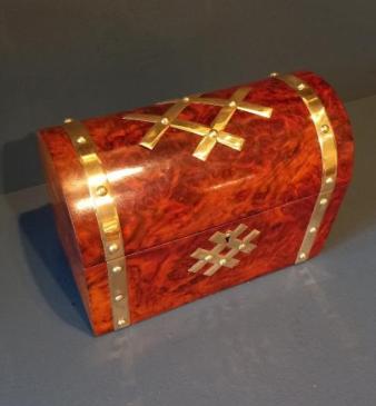 Mid Victorian Burr Walnut Tea Caddy