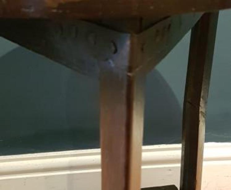 Period Oak Small Proportioned Cricket Table - Image 2