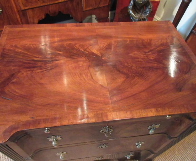 Superior George I Period Red Walnut Chest of Drawers - Image 5