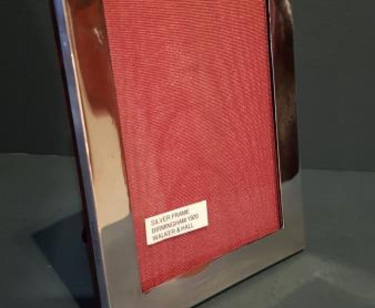 George V Silver Photo Frame by Walker & Hall - Image 6