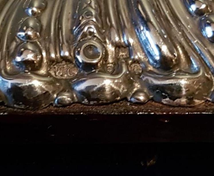 Pair of Victorian Silver Photo Frames by William Comyns - Image 5