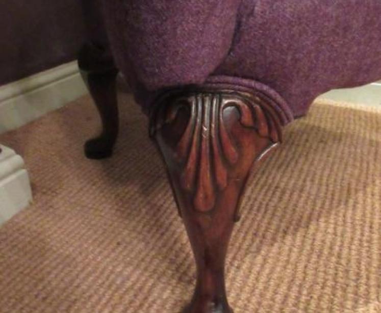 Superb Queen Anne Style Walnut Framed Wing Armchair - Image 4