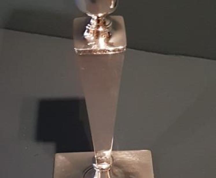 Pair of George V Silver Candlesticks by Walker and Hall - Image 4