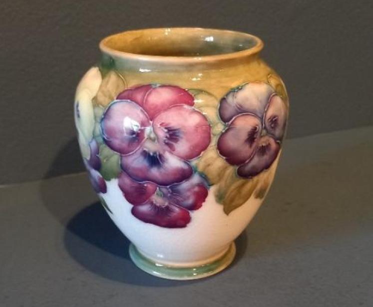 Rare McIntyre Moorcroft Pansy on White Ground Vase - Image 2