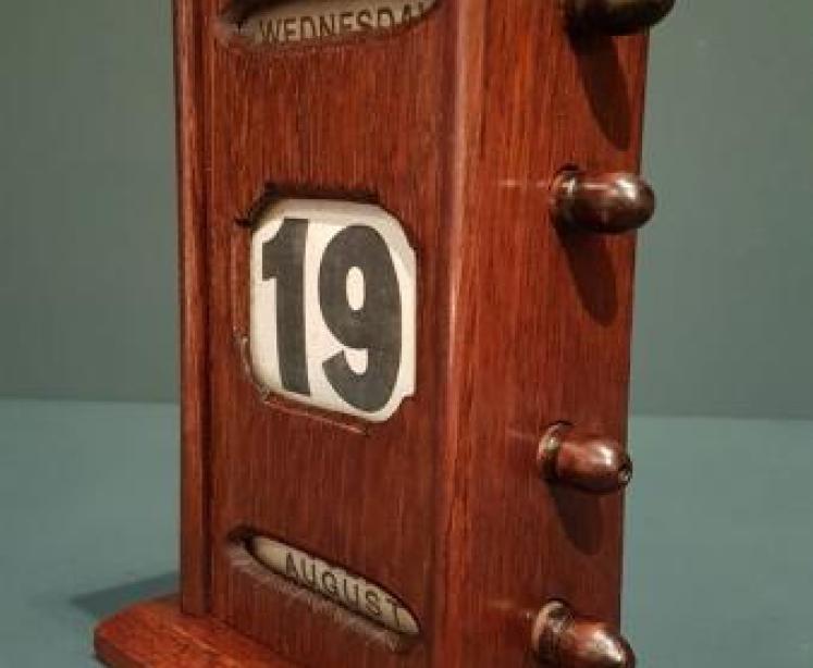 Edwardian Solid Oak Perpetual Desk Calendar - Image 6