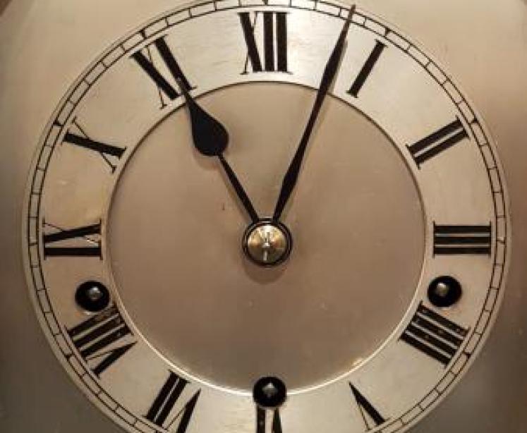 Late Victorian Westminster Chiming Mantel Clock - Image 4