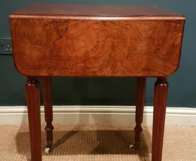 Early Victorian Figured Walnut Lamp Table - Image 5