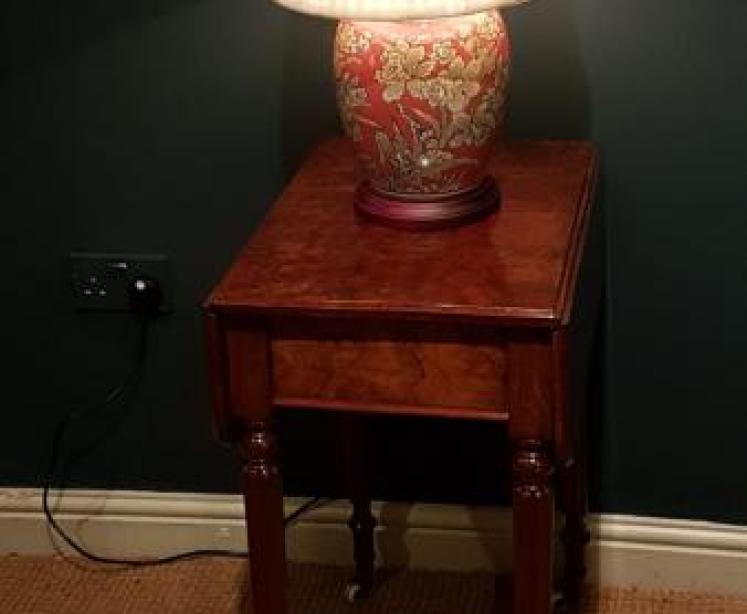 Early Victorian Figured Walnut Lamp Table - Image 7