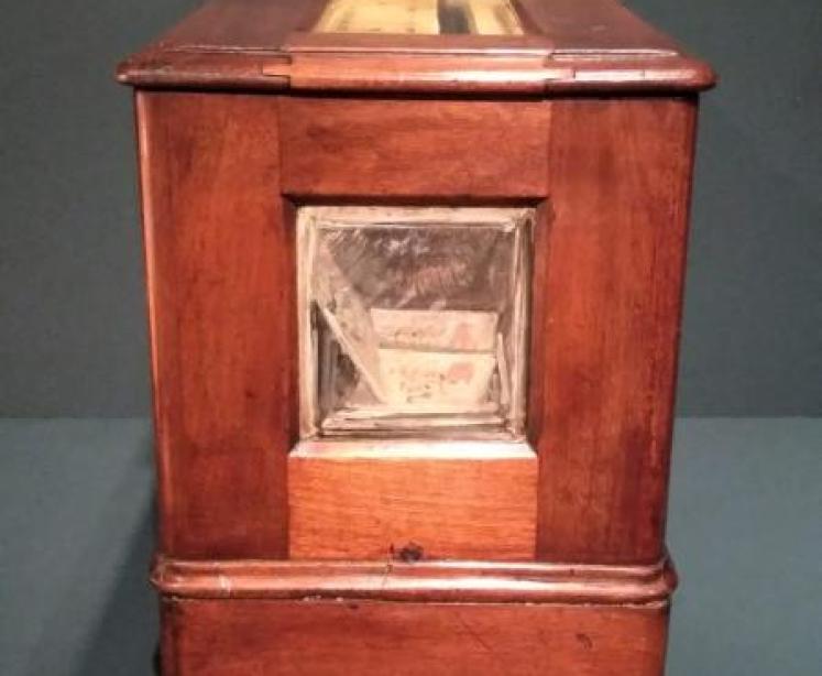 Unusual Victorian Painted Mahogany Post Box - Image 6