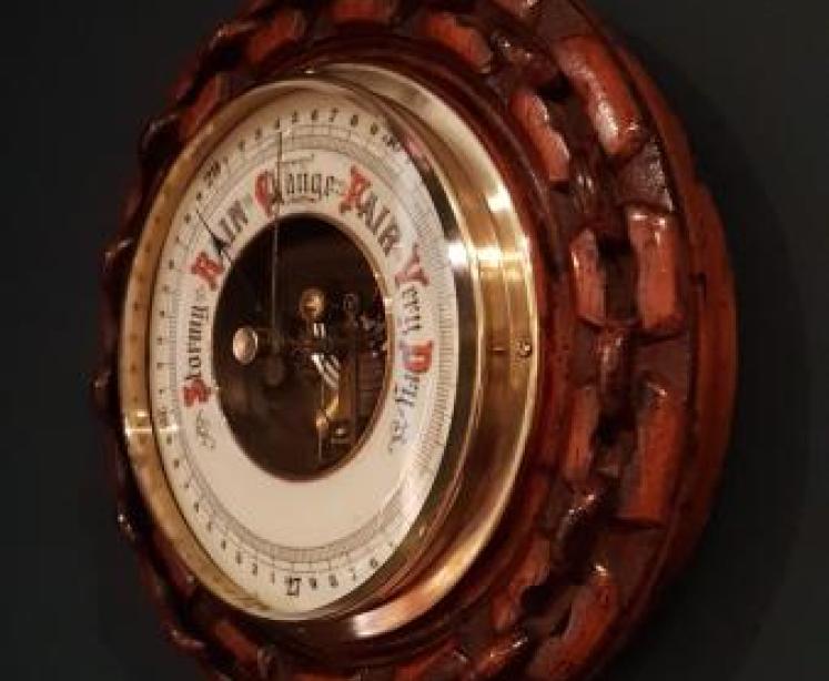 Victorian Carved Oak Barometer - Image 4