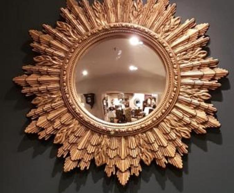 1920's Gilt Sunburst Convex Mirror - Image 1