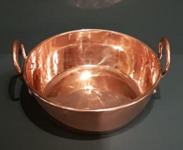 Early Victorian Copper Cream Pan - Image 5
