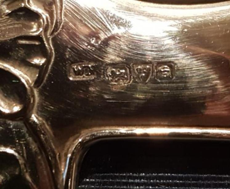 Fine Quality Edwardian Silver Frame by William Neale - Image 3