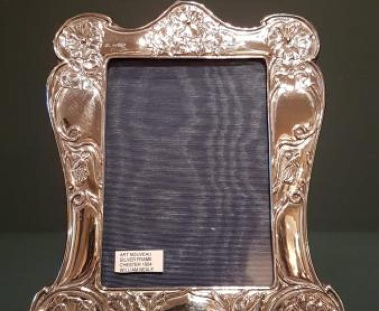 Fine Quality Edwardian Silver Frame by William Neale - Image 6