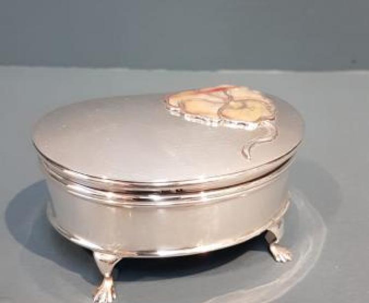 Edwardian Silver and Mother of Pearl Ring Box - Image 1