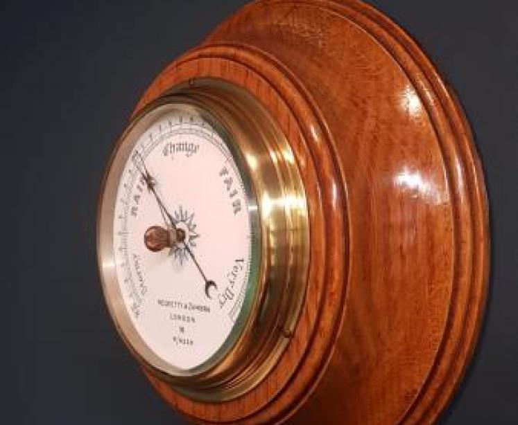 Victorian Golden Oak Cased Negretti and Zambra Barometer - Image 5