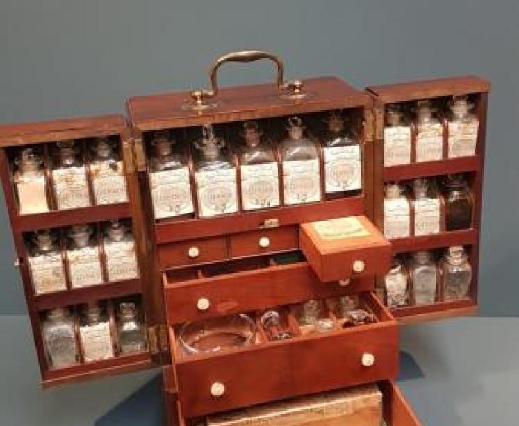 Superb Early Victorian Apothecary Box - Image 1
