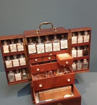 Superb Early Victorian Apothecary Box