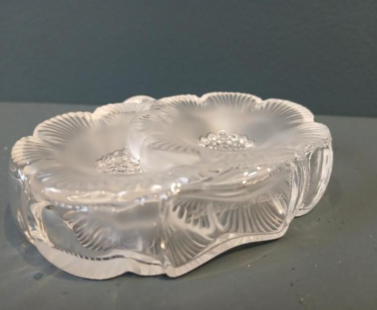 Lalique Opalescent 'Deux Fleurs' Scent Bottle - Image 4