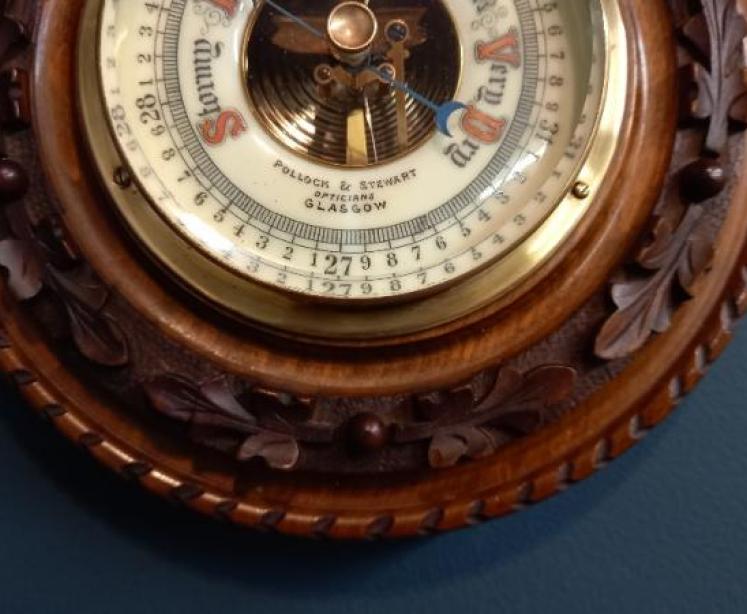 Victorian Walnut Acorn & Oak Leaf Aneroid Barometer - Image 5