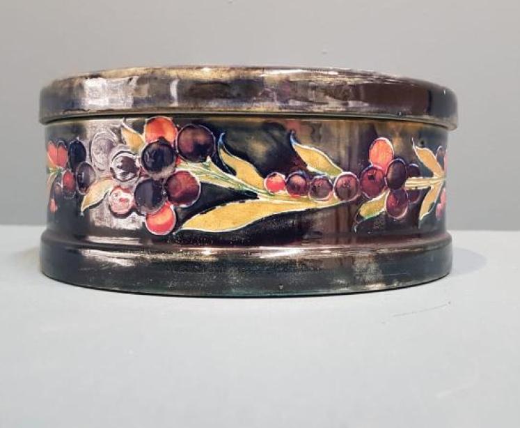 Unusual Moorcroft Circular Table Box - Image 2