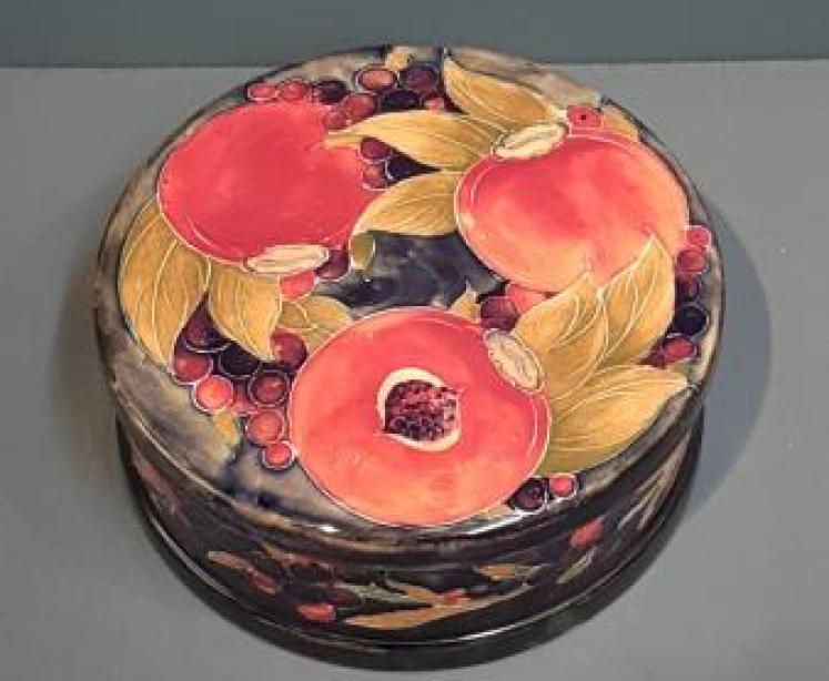 Unusual Moorcroft Circular Table Box - Image 3