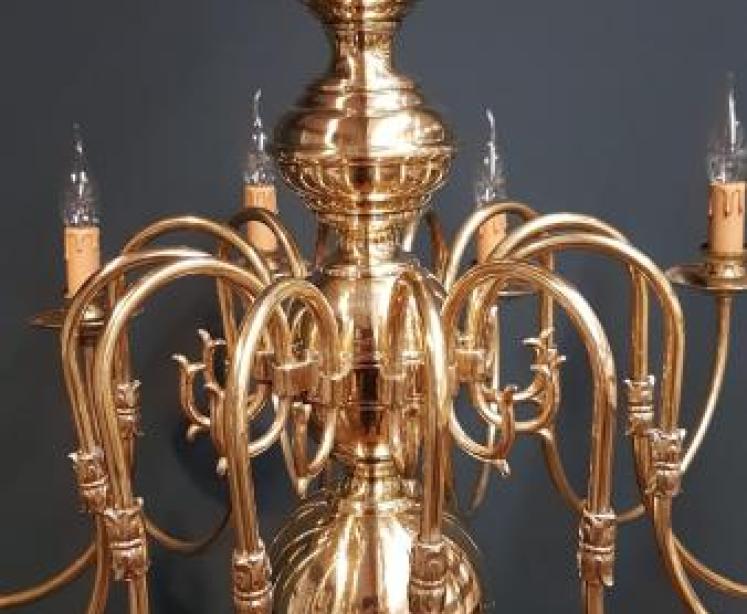 Edwardian 12 Arm Brass Chandelier - Image 6