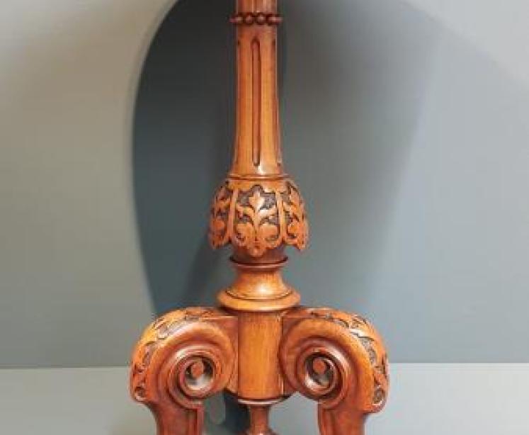 Victorian Burr Walnut Lamp Table - Image 5