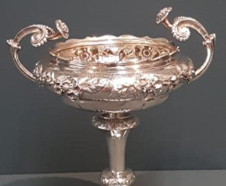 Superb Edwardian Period Cast Silver Centre Piece - Image 1