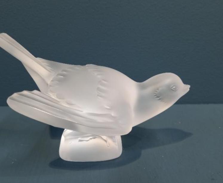 Lalique Opalescent Bird in Flight - Image 7