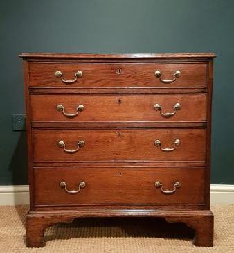 Small George III Oak Chest of Drawers