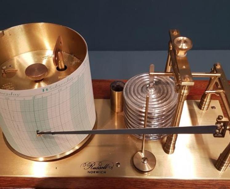 Mahogany Cased Barograph - Image 4
