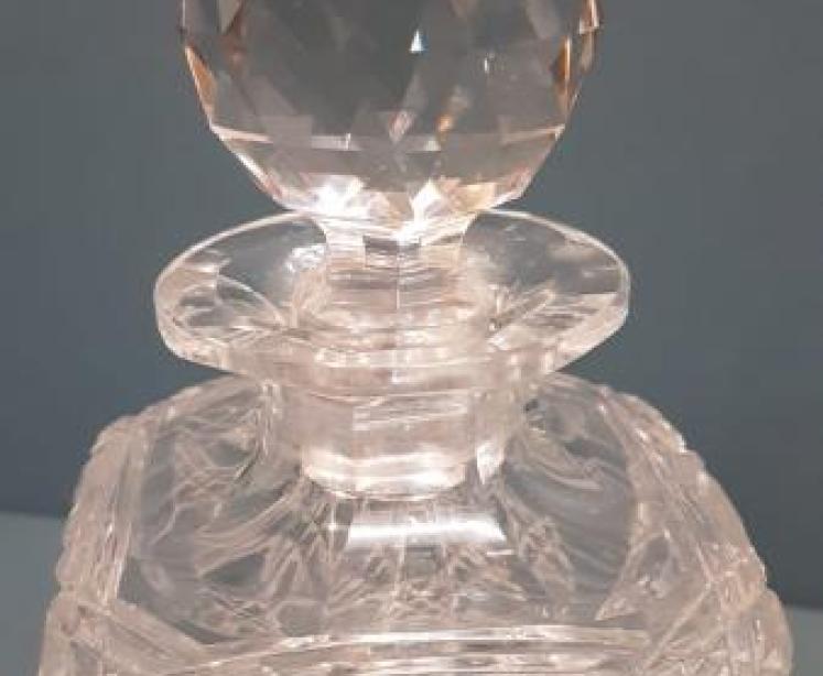 Atkinson Lancaster 2 Pint Bottle Tantalus - Image 4