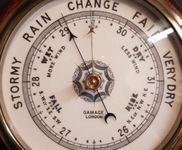 Victorian Brass Ships Bulkhead Barometer - Image 2