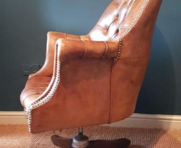 Leather Button Back Revolving Chair - Image 7