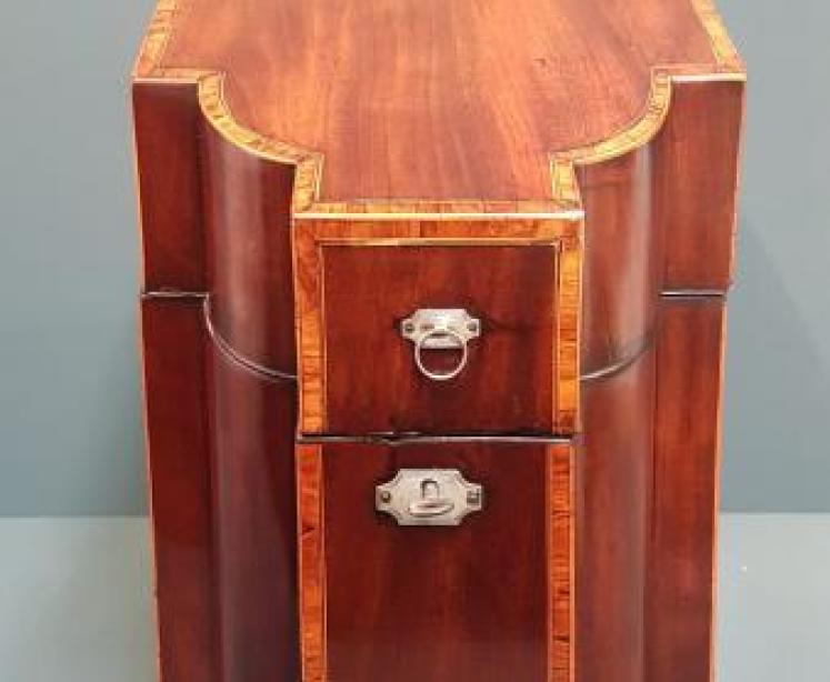 George III Mahogany Knife Box - Image 1