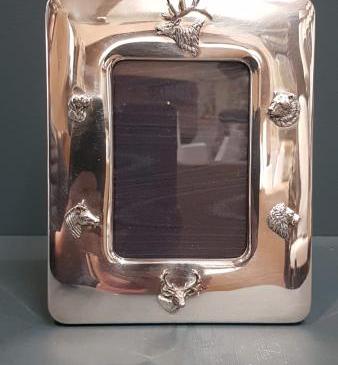 Fine Quality Silver Wildlife Theme Photo Frame