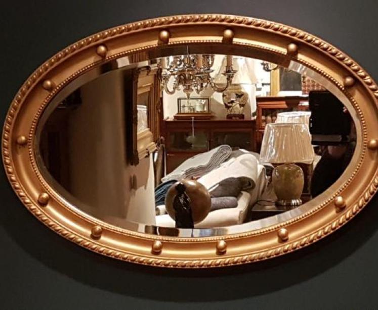 Victorian Oval Gilt Mirror - Image 1