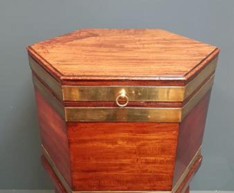 George III Mahogany Brass Bound Cellarette - Image 1
