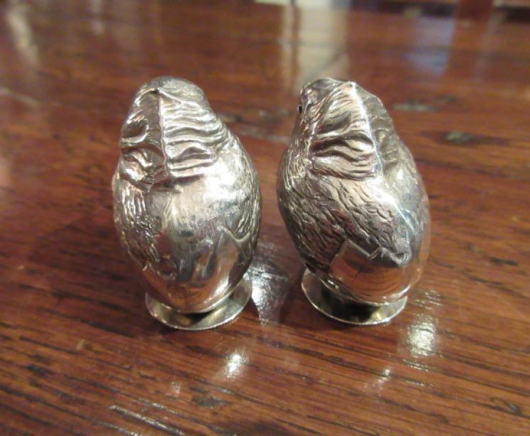 Pair of Edwardian Sampson & Morden Silver 'Chick' Peppers - Image 2