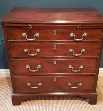 Small George III Mahogany Chest of Drawers with Brushing Slide