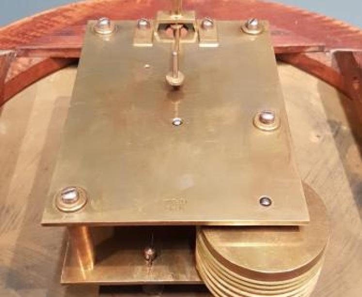 Victorian Walnut Cased Fusee Dial Clock - Image 3